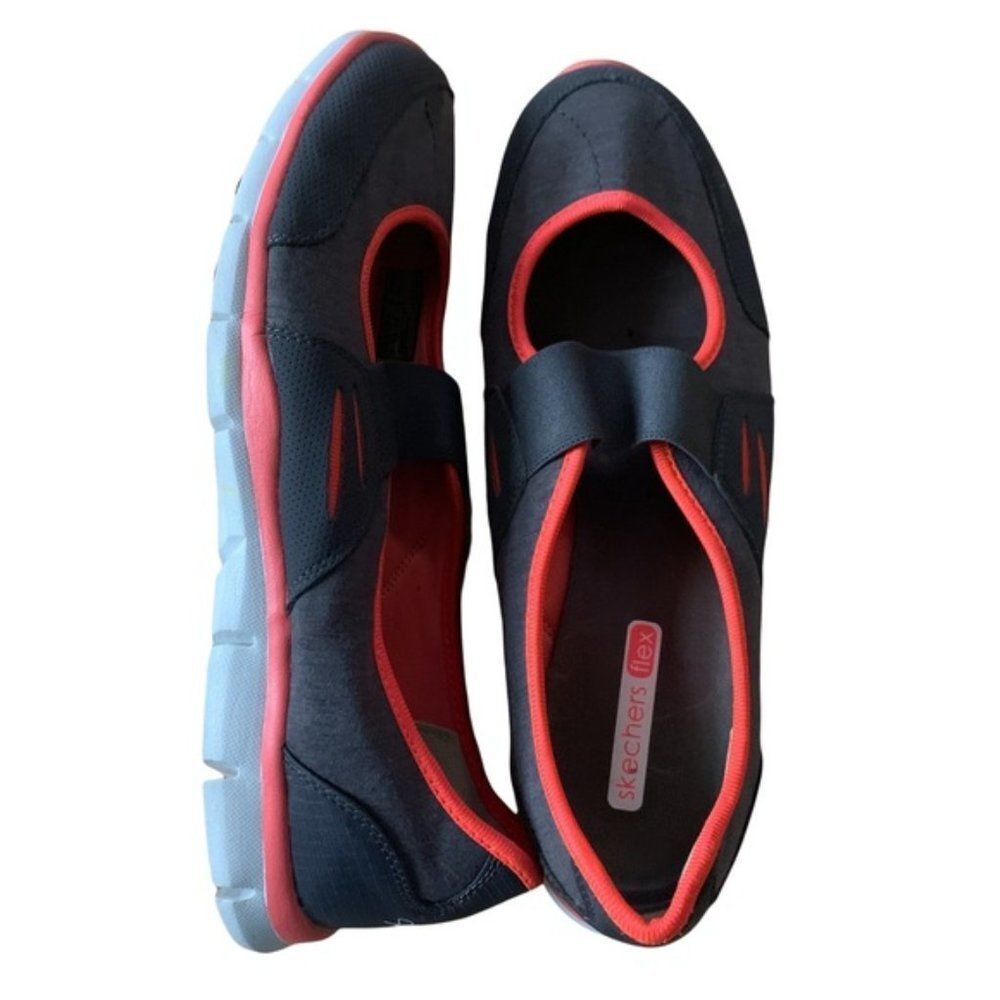 Sketchers Flex Shoes Size 9